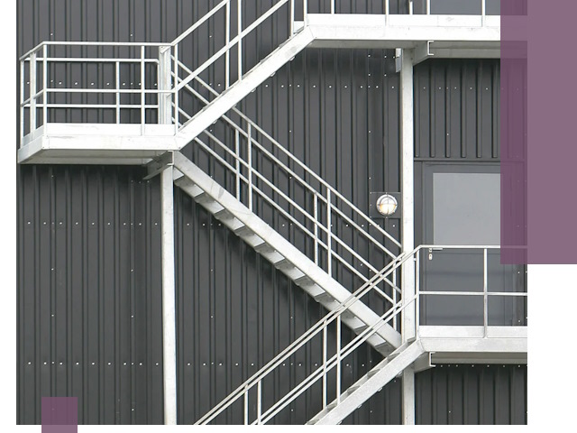 Изготовление и монтаж пожарных лестниц в Зеленодольске быстро и надежно