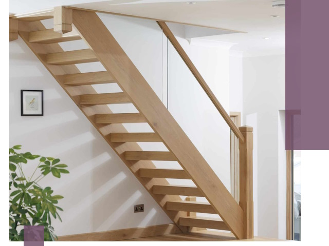 Изготовление деревянных лестниц под ключ в Зеленодольске для дома