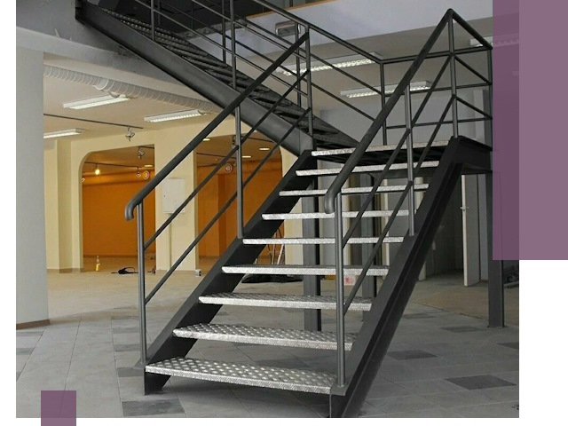 Лестницы для офиса в Зеленодольске: изготовление, монтаж, демонтаж