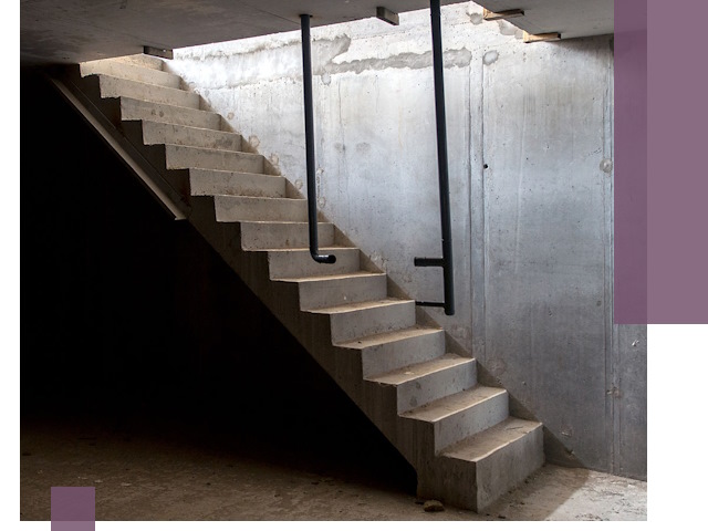 Изготовление и монтаж лестниц в подвале в Зеленодольске