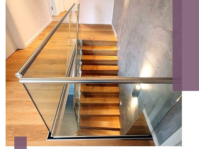 Перила для лестницы в доме — изготовление и монтаж в Зеленодольске