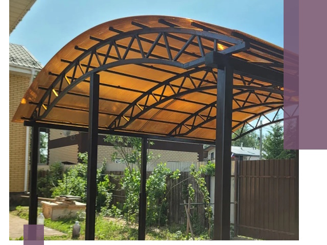 Изготовление навесов под ключ в Зеленодольске из качественных материалов