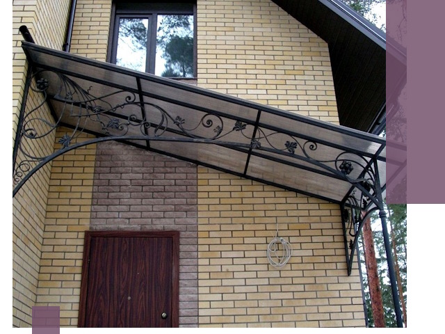 Односкатные козырьки из металла под ключ в Зеленодольске