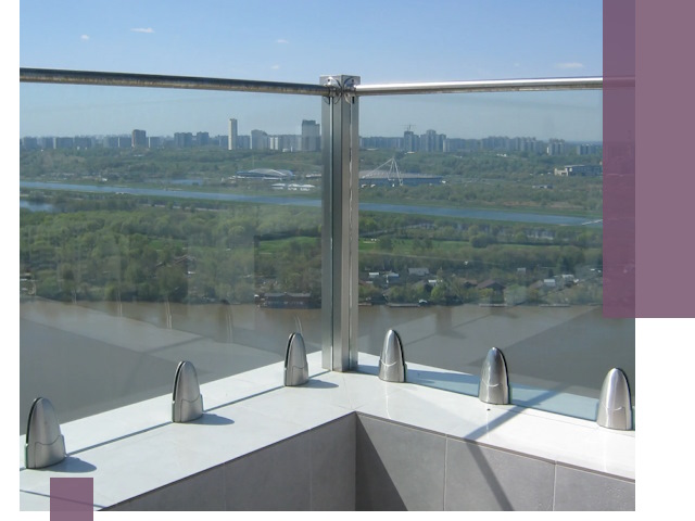 Стеклянные парапеты премиум класса в Зеленодольске для домов и бизнесов