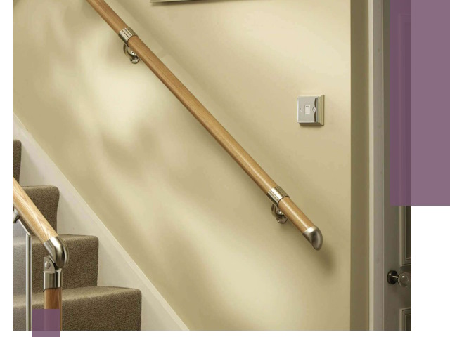 Монтаж пристенных поручней профессионально в Зеленодольске